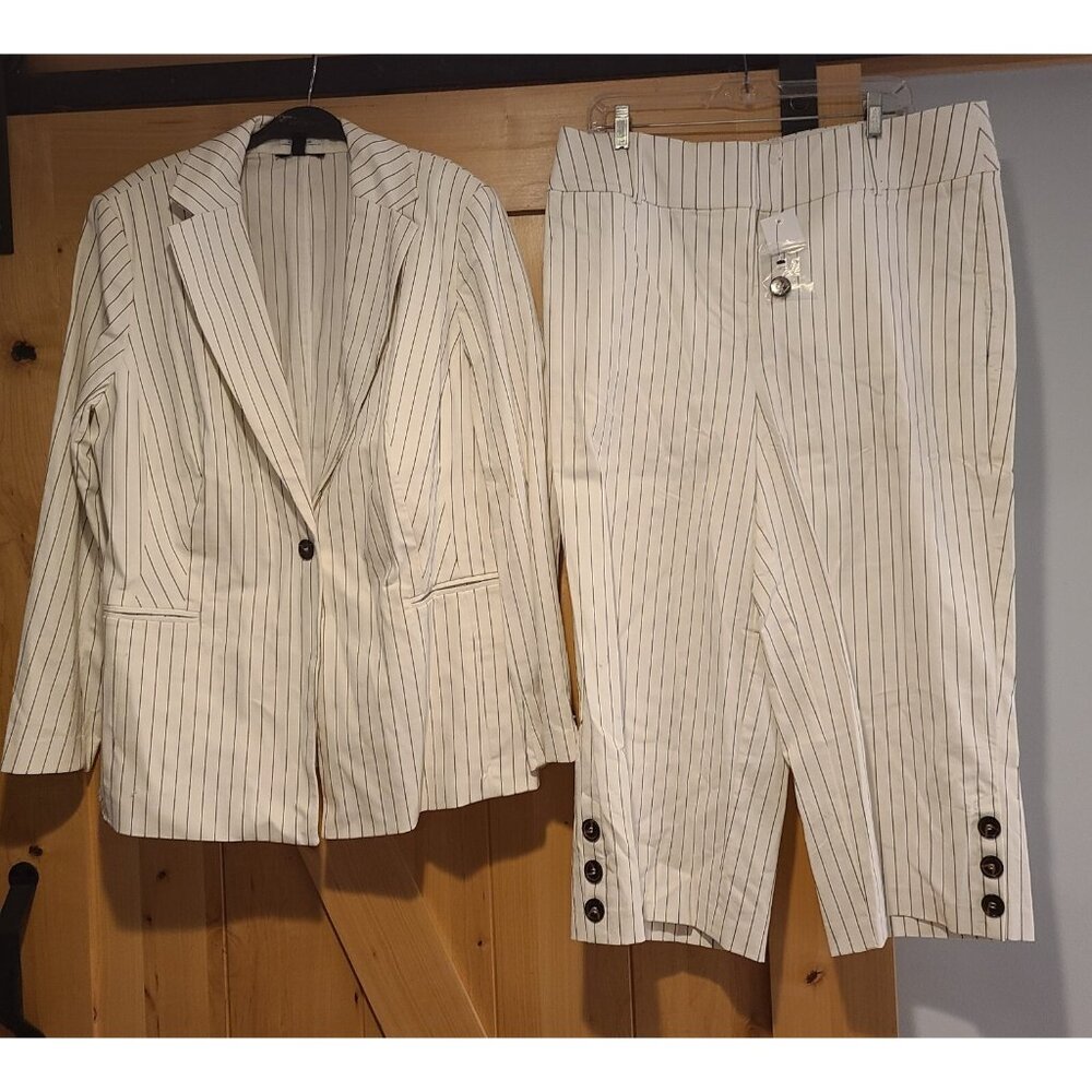 New! Lane Bryant Laney Wide Leg Crop Pants sz 14 White Pinstripes & Blazer Sz 18